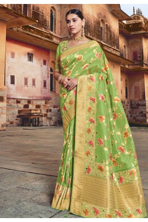 Green silk saree with blouse 3509