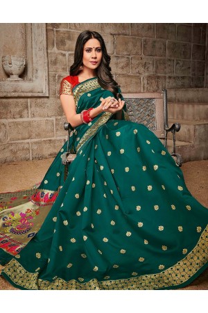 Mayil Floral Motif Tender Green Saree