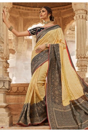 Cream silk saree with blouse 13333
