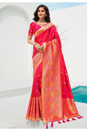 Magenta banarasi silk saree with blouse 10098