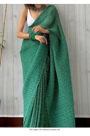 Bollywood model Green crush georgette saree