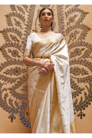 CLASSIC WHITE AND GOLD WOVEN KANJIVARAM 197001