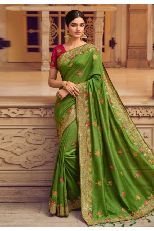 Silk Saree with blouse in Green colour 4110