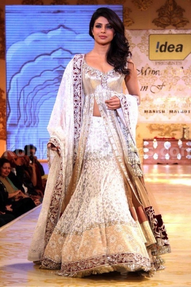 priyanka chopra lengha