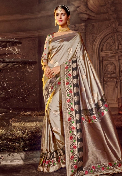 Golden banarasi silk saree with blouse 96672
