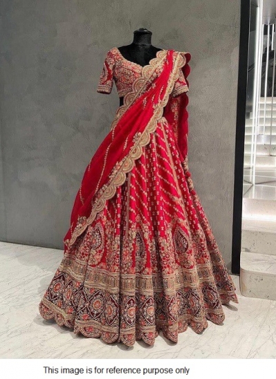 Bollywood model red tapeta silk wedding lehenga