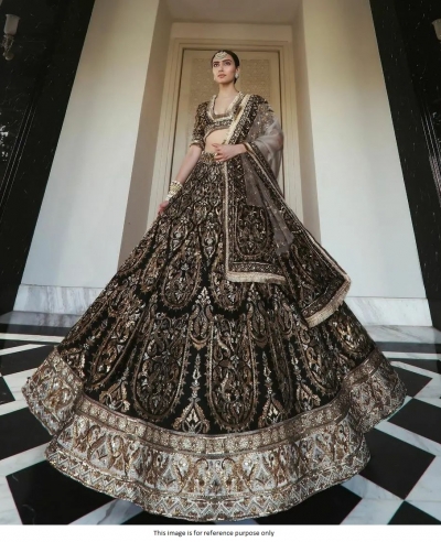 Bollywood SaraAli khan Inspired Black silk Lehenga