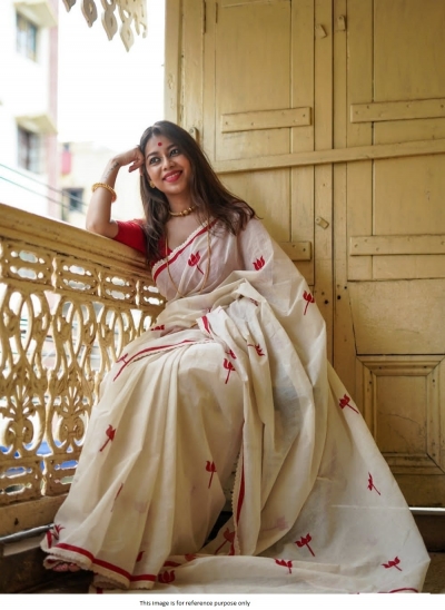 Bollywood Model White and Red Bengali saree