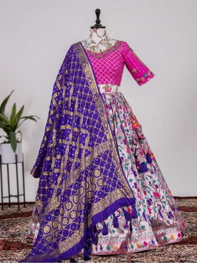 Bollywood Model Rani Pink jacquard silk wedding lehenga choli