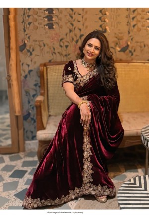 Bollywood Divyanka Tripathi inspired maroon velvet embroidered wedding saree
