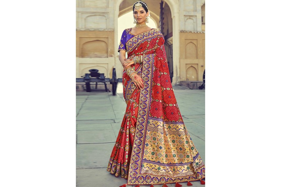 Women's Cotton Silk Red Printed Designer Saree With Blouse Piece