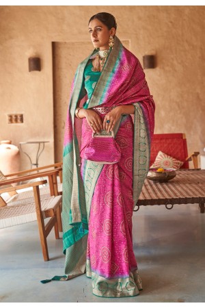 Magenta silk saree with blouse 381