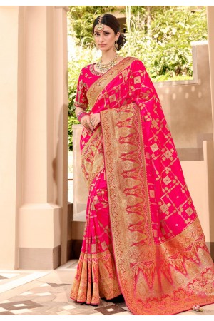 Silk Saree with blouse in Magenta colour 13406