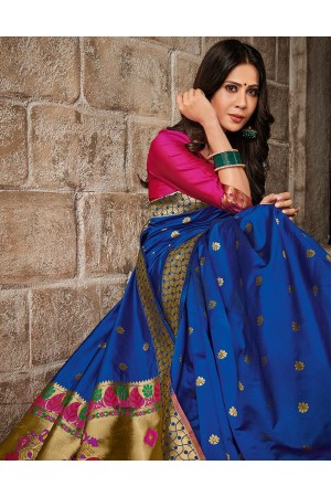 Mayil Weaved Floral Motif Sapphire Blue Saree