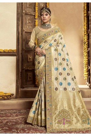 Cream silk saree with blouse 118688