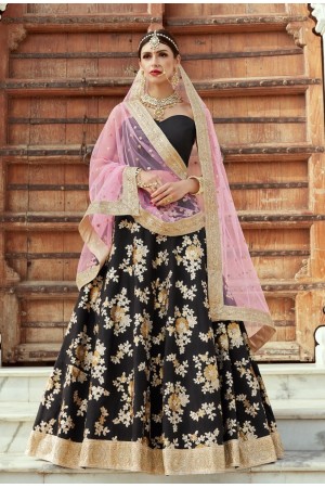 Lehenga Choli | Designer Indian Collection | Lashkaraa | Black and gold  lehenga, Black lehenga, Deb dresses