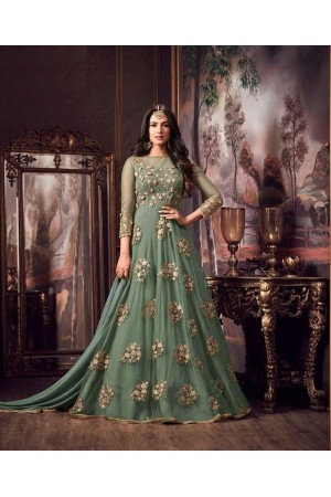 Sonal Chauhan green net wedding anarkali