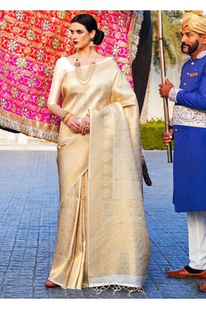 Royal off White and Gold Woven Kanjivaram 123005