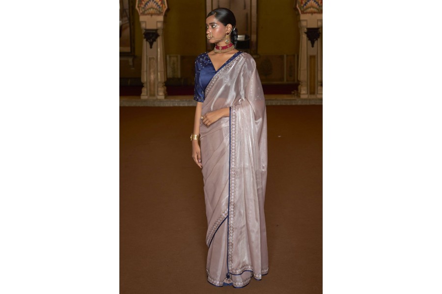Women Offwhite And Orange Ethnic Printed Saree With Atteched Blouse Piece