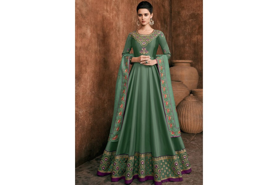 Aaryahi Green Rayon Anarkali Suit Set