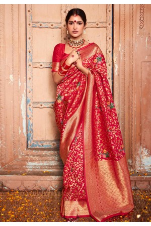 Silk Saree with blouse in Red colour 18003