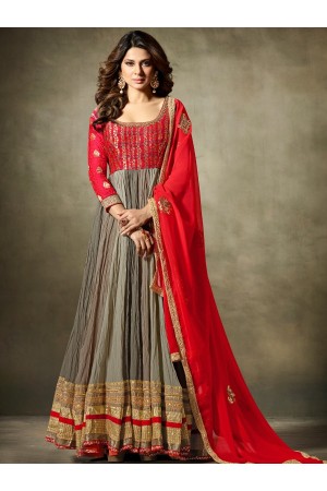 Jennifer Winget Grey and red crushed georgette anarkali