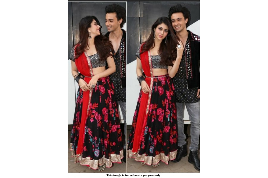 dholida dress