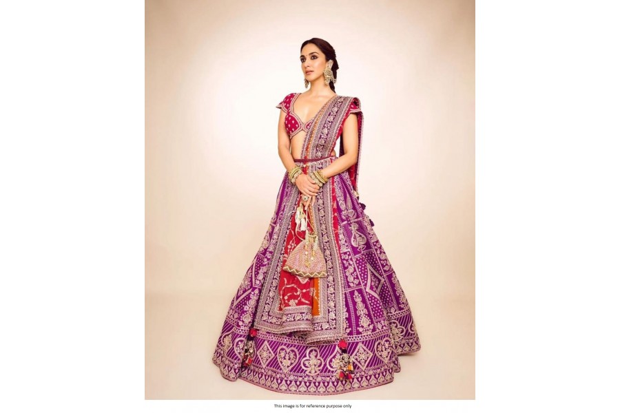 slim fit dress slacks Bride: Kiara Advani in our Ivory Threadwork with Gold Borders Lehenga   Manish Malhotra