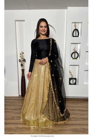 Bollywood Model Offwhite silk sequins work lehenga choli
