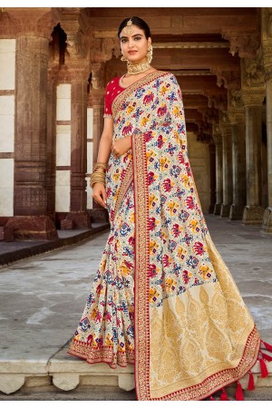 Silk Saree with blouse in Cream colour 218