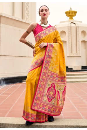 Yellow banarasi silk saree with blouse 860002