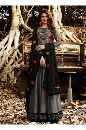 Jennifer Winget Grey Indian wedding anarkali 1129