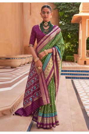 Green silk saree with blouse 598
