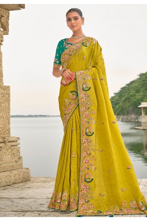 Light green viscose jacquard saree with blouse 7208