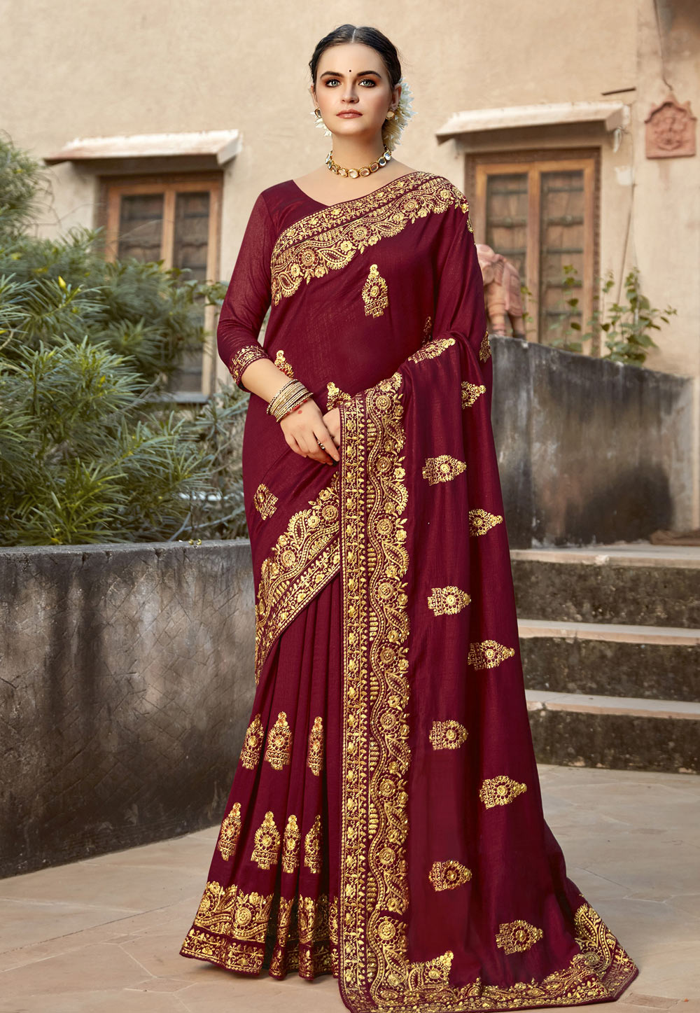 Buy Maroon Patola Printed Silk Saree With Blouse At Ethnic Plus