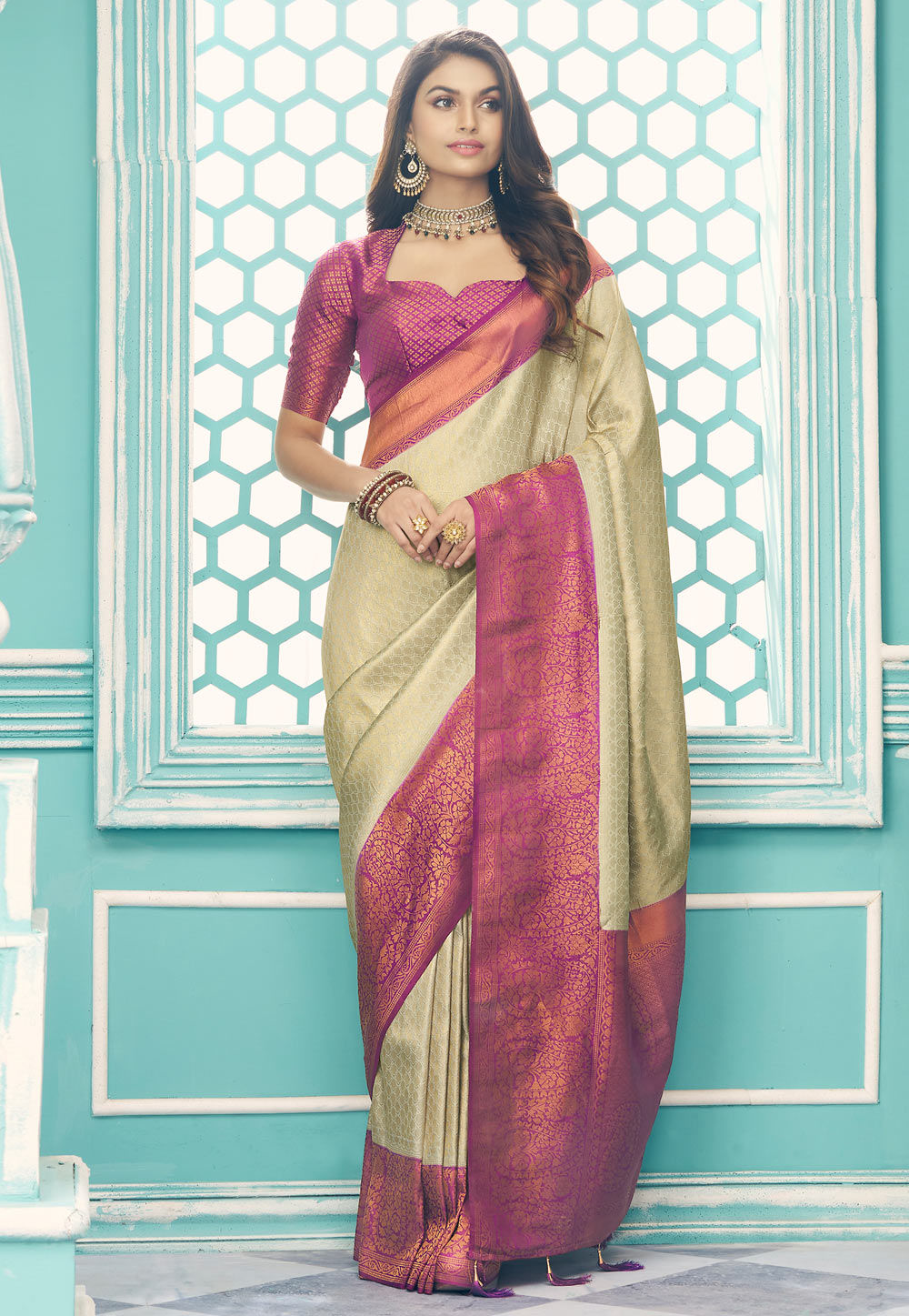 Beige Color Sarees: Buy Authentic Beige Sarees at Amazing Prices | Utsav  Fashion