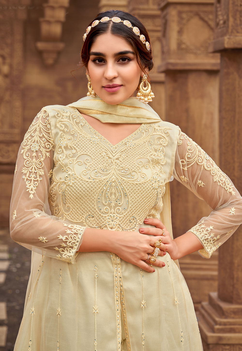 Kareena Kapoor White Palazzo Anarkali Suit