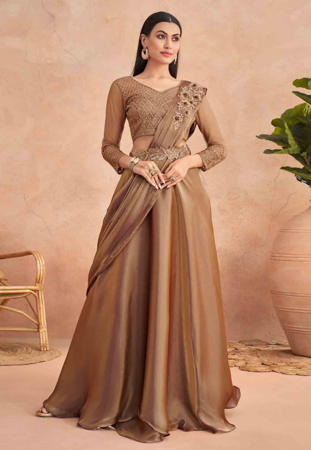 Bollywood Replica - Suits, Designer Saree, Gown, Designer Lehenga Choli -  Awesome Cream Colored Wedding wear Banarasi Lehenga Choli. Sku:2886 ➡️ Lehenga(Stitched) ➡️Lehenga Fabric : Banarasi Silk ➡️Lehenga Work : Weaving  ➡️Lehenga Waist :