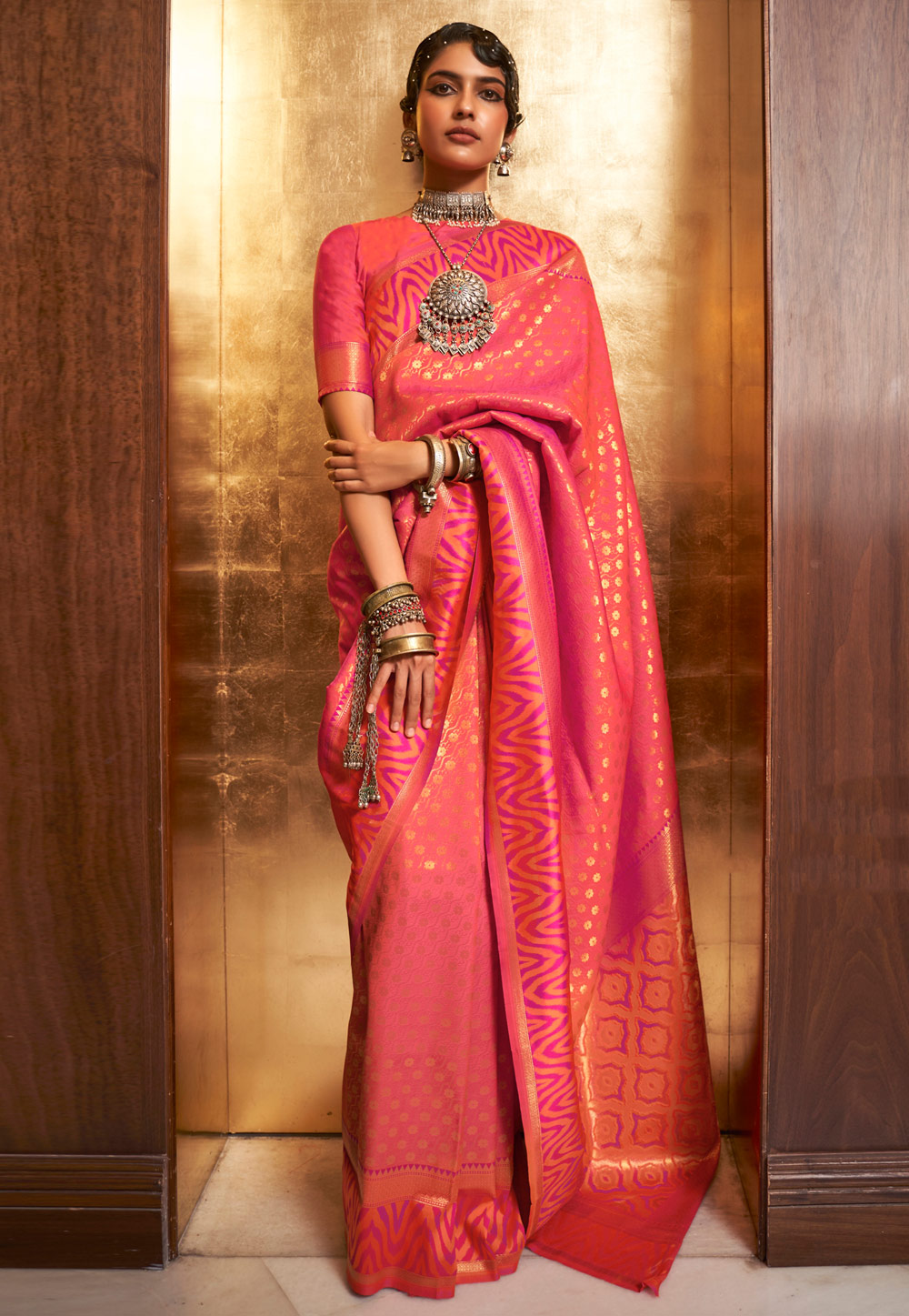 Buy online Pure Kanjeevaram Silk Gold Zari woven saree - Red-AF571