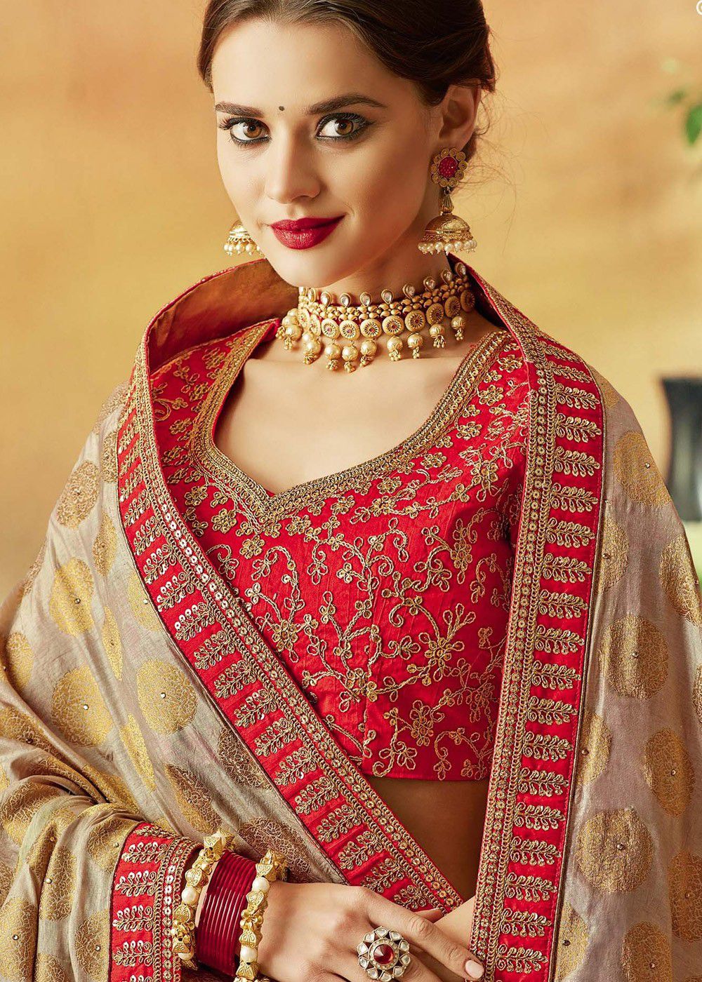 Beige goldJacquard silk Indian wedding lehenga choli 7818