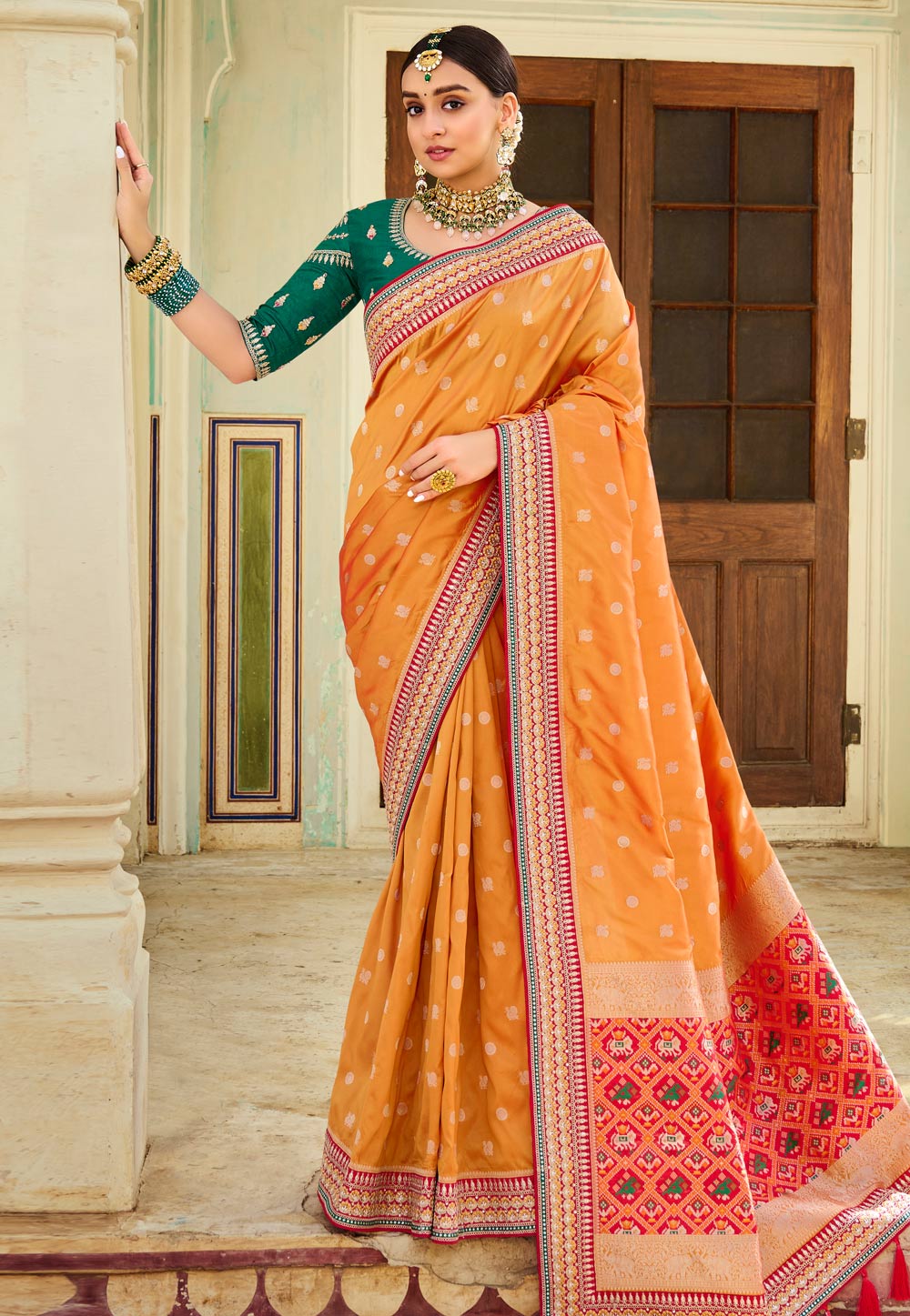 Buy Orange Resham Work Chiffon Saree With Silk Blouse Online - SARV02364 |  Andaaz Fashion