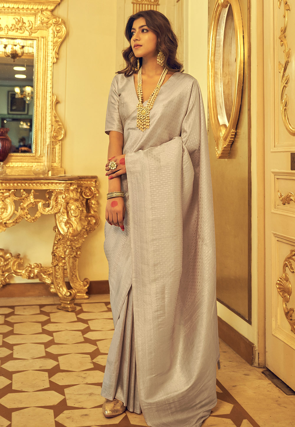 Buy MIMOSA Off White Art Silk Woven Design Kanjeevaram Saree - Sarees for  Women 2066638 | Myntra