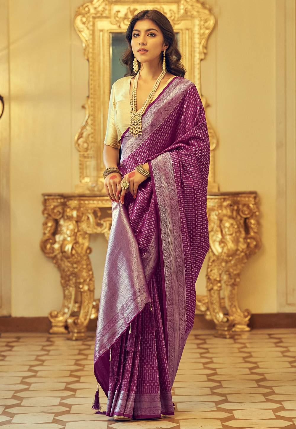 Beautiful Purple Kanjivaram Silk Saree With Snappy Blouse Piece – Fronlioz