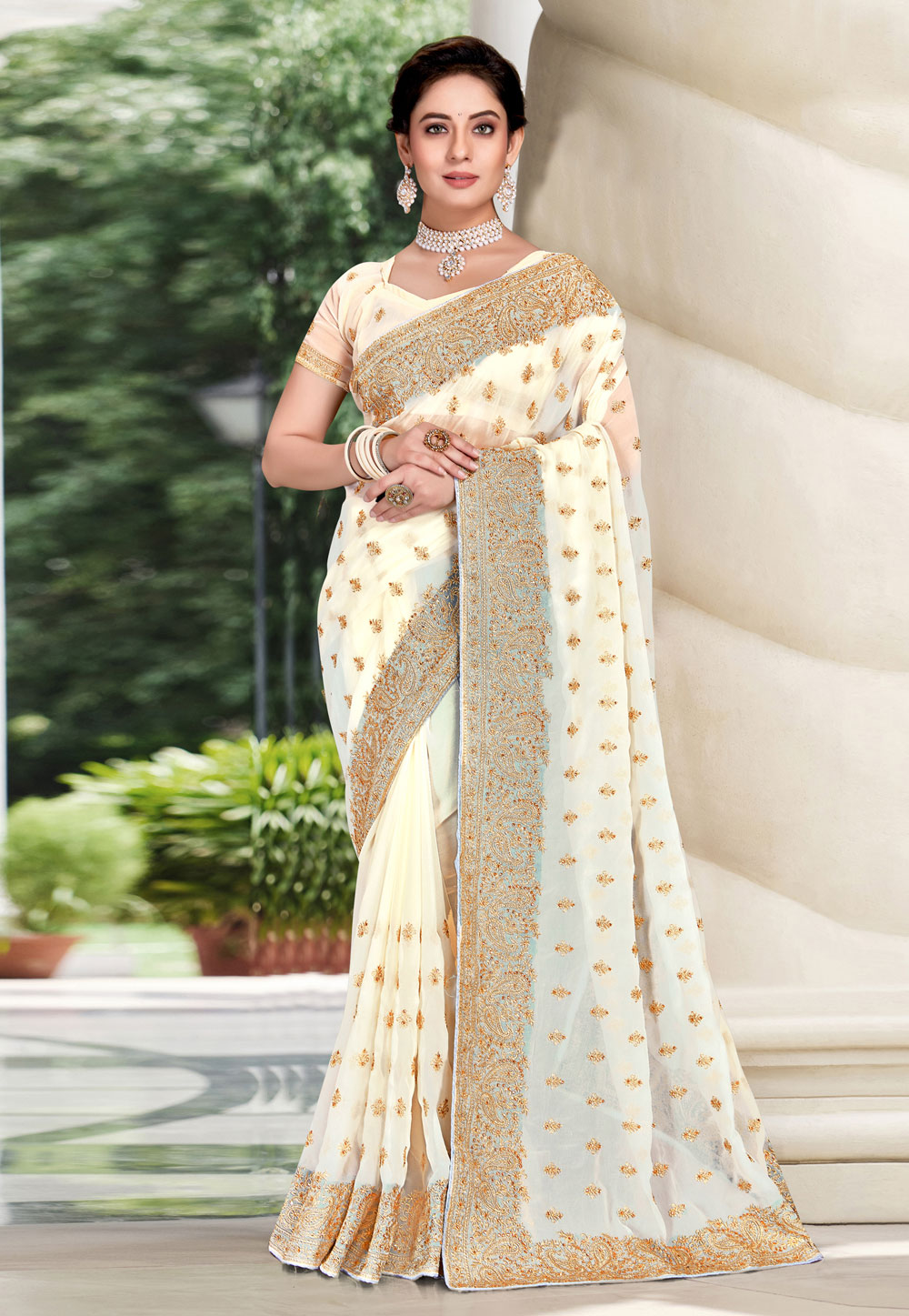 Buy Trendy Designer Off White Sarees Collection Online for Wedding – Sunasa