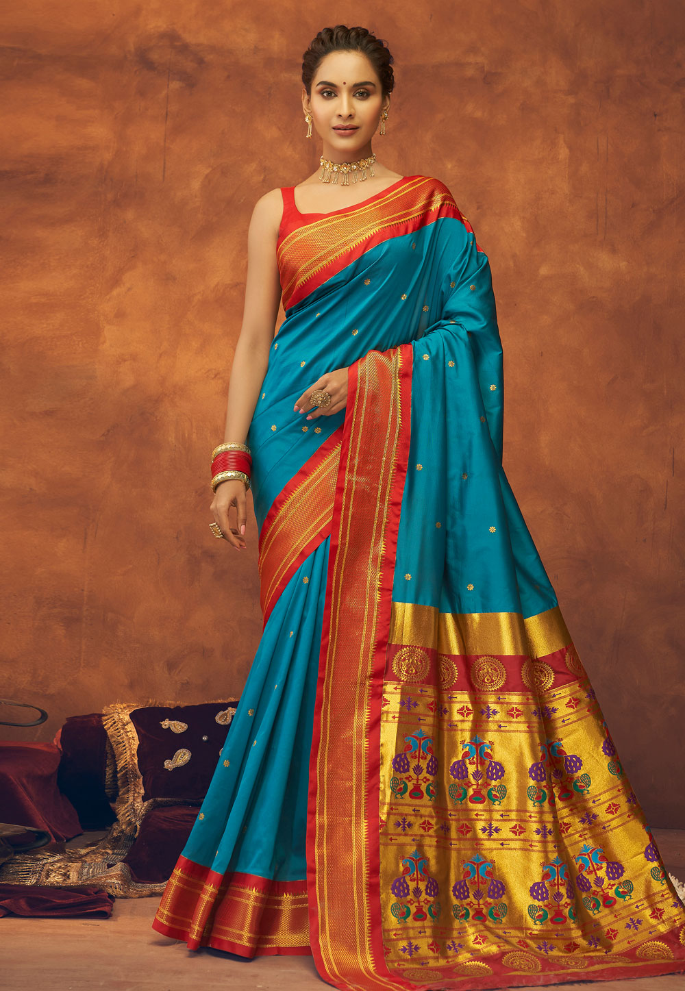 Buy Paithani Sarees Online in India at Best Price | Taneira