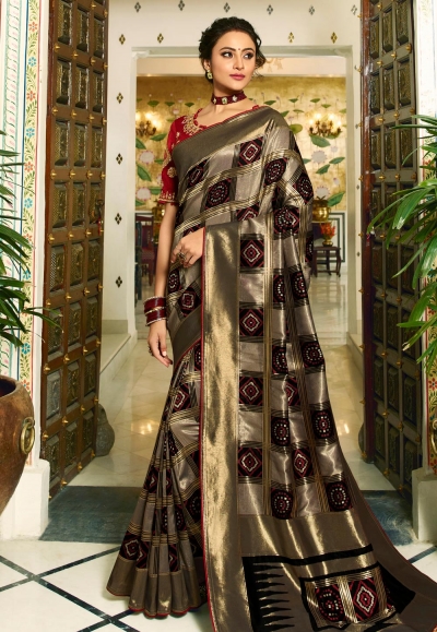 Gray banarasi silk saree with blouse 6009