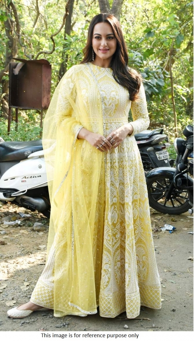 Bollywood Sonakshi sinha yellow Lucknowi anarkali