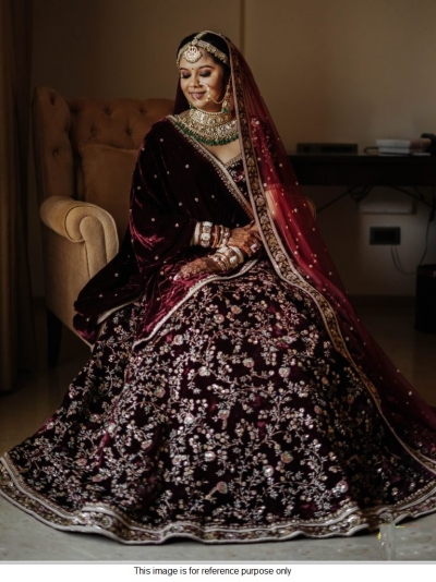 Bollywood model maroon velvet bridal lehenga