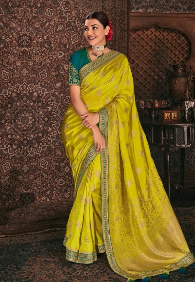 Kajal aggarwal green silk saree with blouse 5176