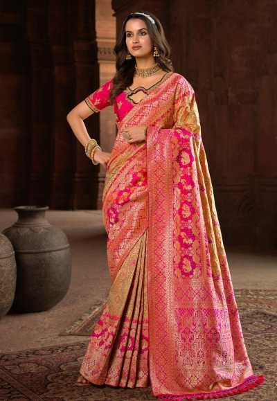 Silk Saree with blouse in Magenta colour 10176